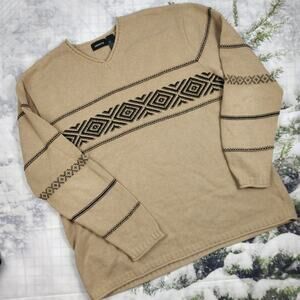 Claiborne V-neck Oversized Sweater size Tan Large Chest Sleeve Graphic Pattern